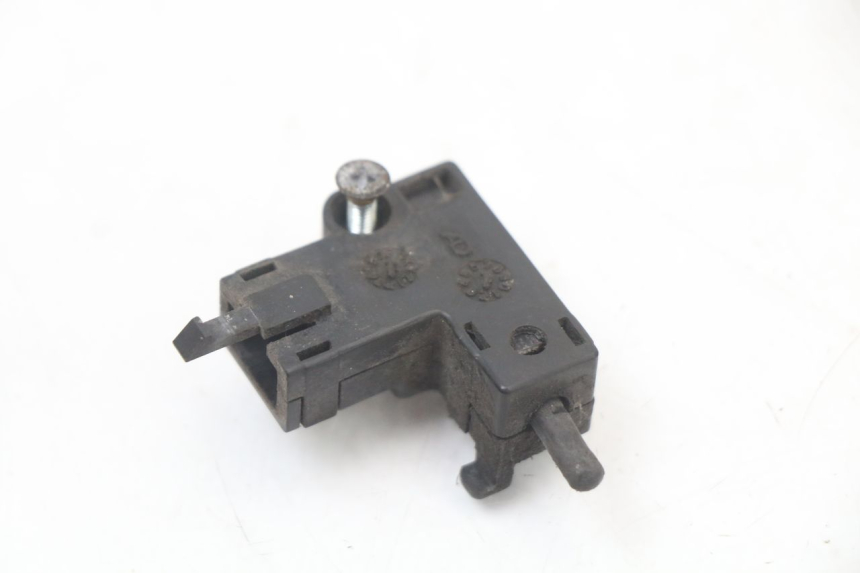 photo de INTERRUPTOR EMBRAGUE SUZUKI GN 125 (1997 - 2000) - Vista principal