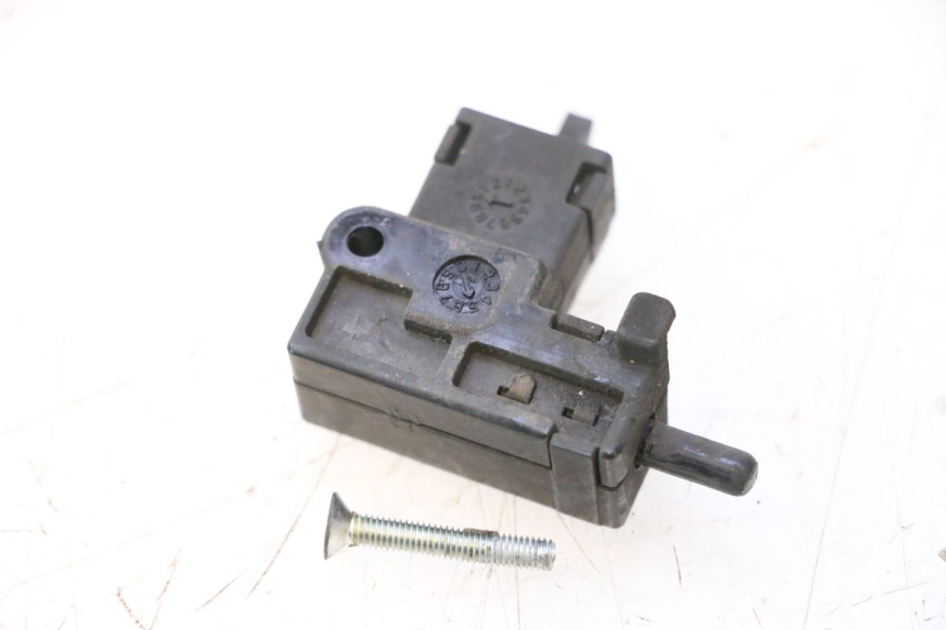 photo de INTERRUPTOR EMBRAGUE SUZUKI GSR 600 (2005 - 2012) - Otra perspectiva