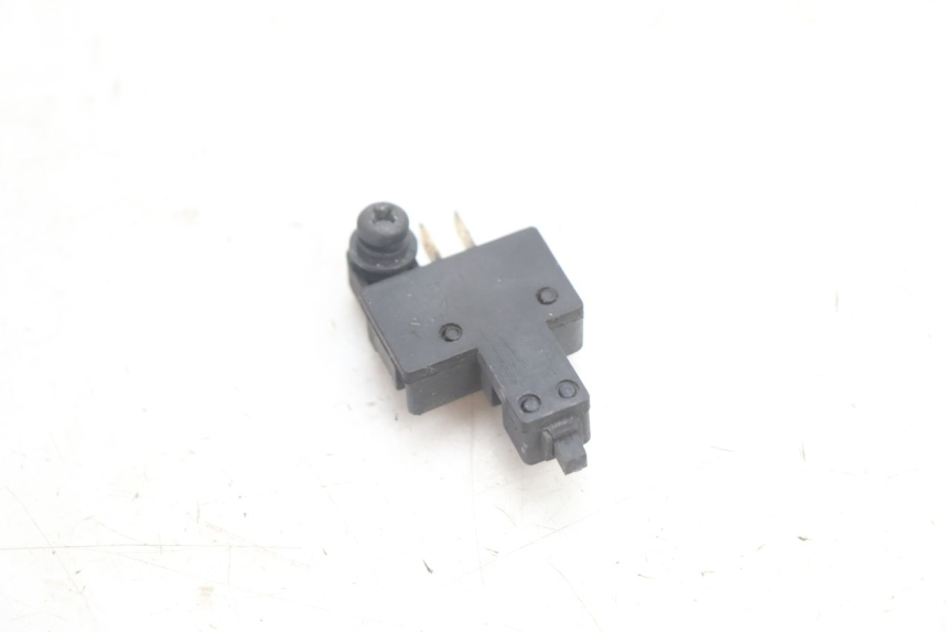 photo de INTERRUPTOR EMBRAGUE HONDA VFR FI RC46 800 (1998 - 2001) - Detalle de la pieza