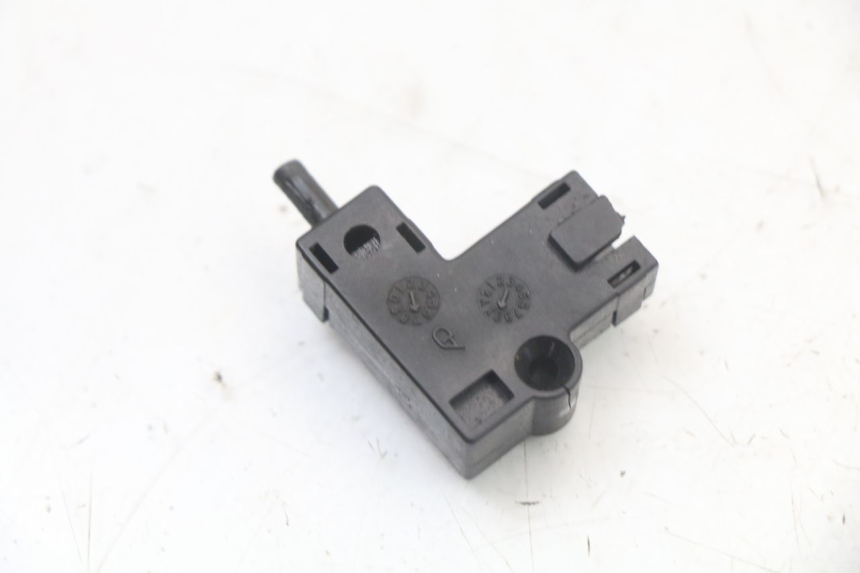 photo de INTERRUPTOR EMBRAGUE YAMAHA XVS DRAG STAR DRAGSTAR 650 (1997 - 2007) - Vista principal