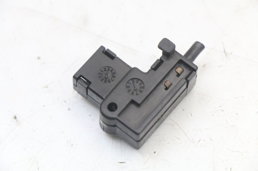 photo de INTERRUPTOR EMBRAGUE YAMAHA XVS DRAG STAR DRAGSTAR 650 (1997 - 2007) - Zoom estado de uso