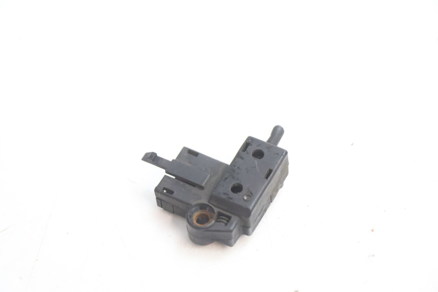 photo de INTERRUPTOR EMBRAGUE YAMAHA YZF R GENESIS 750 (1993 - 1998) - Detalle de la pieza