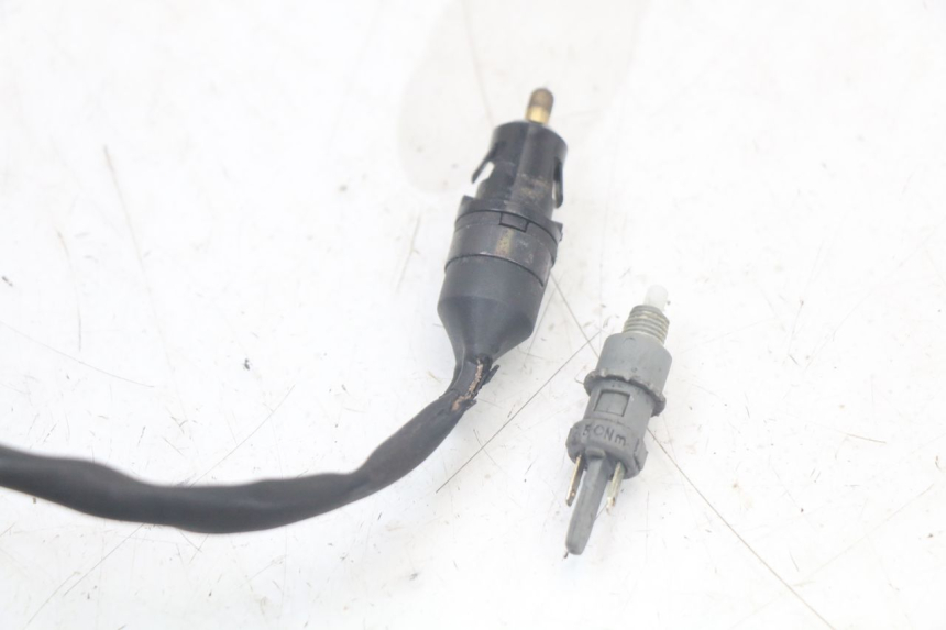 photo de INTERRUPTOR DE LUZ DE FRENO QUADRO 3D S 350 (2013 - 2018) - Otra perspectiva