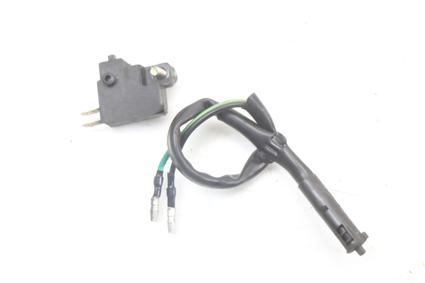 photo de LUZ FRENO INTERRUPTOR KYMCO AGILITY 4T 50 (2005 - 2018) - Detalle de la pieza