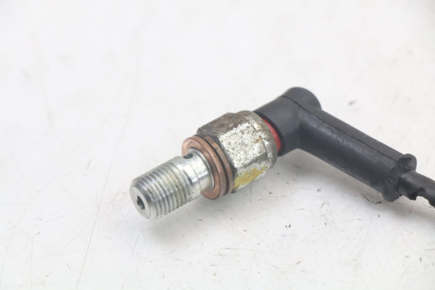 photo de CONTACTOR DE LUZ DE FRENO TRASERO QUADRO 3D S 350 (2013 - 2018) - Detalle de la pieza