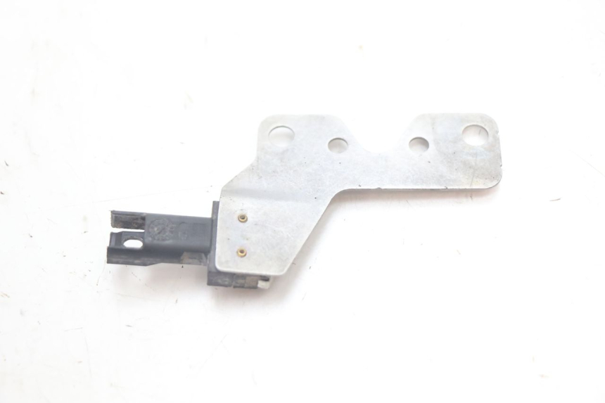 photo de LUZ FRENO INTERRUPTOR TRASERA BMW C SPORT 650 (2015 - 2021) - Otra perspectiva