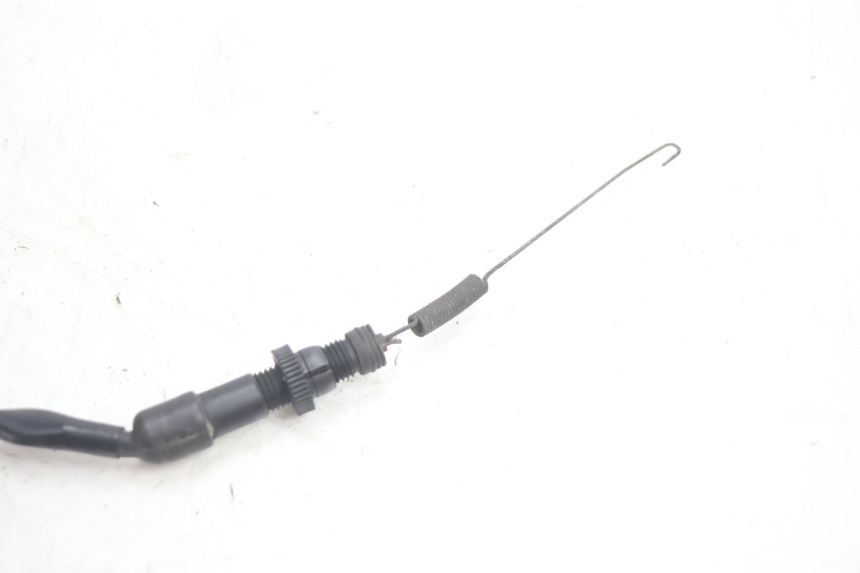 photo de LUZ FRENO INTERRUPTOR TRASERA HONDA CB TWO FIFTY 250 (1991 - 2002) - Primer plano técnico