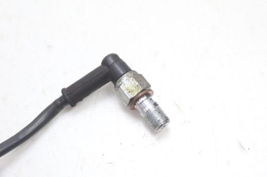 photo de LUZ FRENO INTERRUPTOR TRASERA HM HONDA CRM DERAPAGE RR 50 (2006 - 2017) - Primer plano técnico