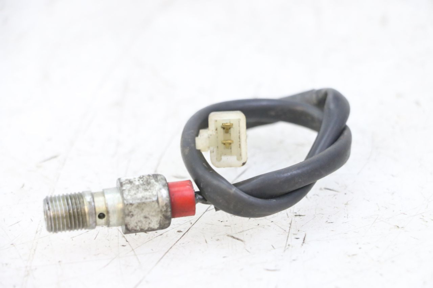 photo de LUZ FRENO INTERRUPTOR TRASERA DERBI SENDA R X-TREME 50 (2006 - 2010) - Detalle de la pieza