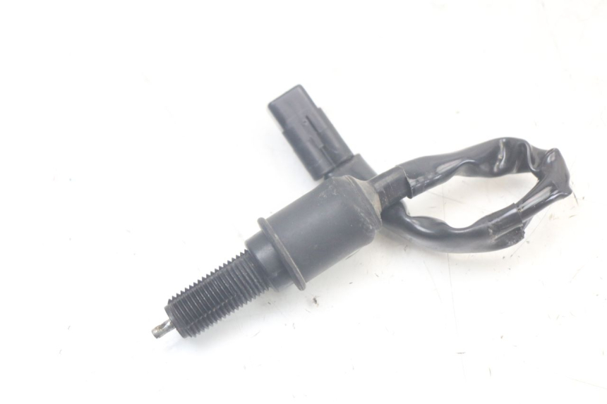 photo de LUZ FRENO INTERRUPTOR TRASERA KAWASAKI ER-6 ER6 N 650 (2012 - 2016) - Detalle de la pieza