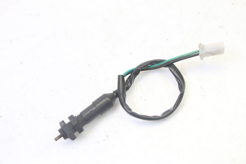 photo de LUZ FRENO INTERRUPTOR TRASERA STAHO FH 50 (2018 - 2019) - Zoom estado de uso