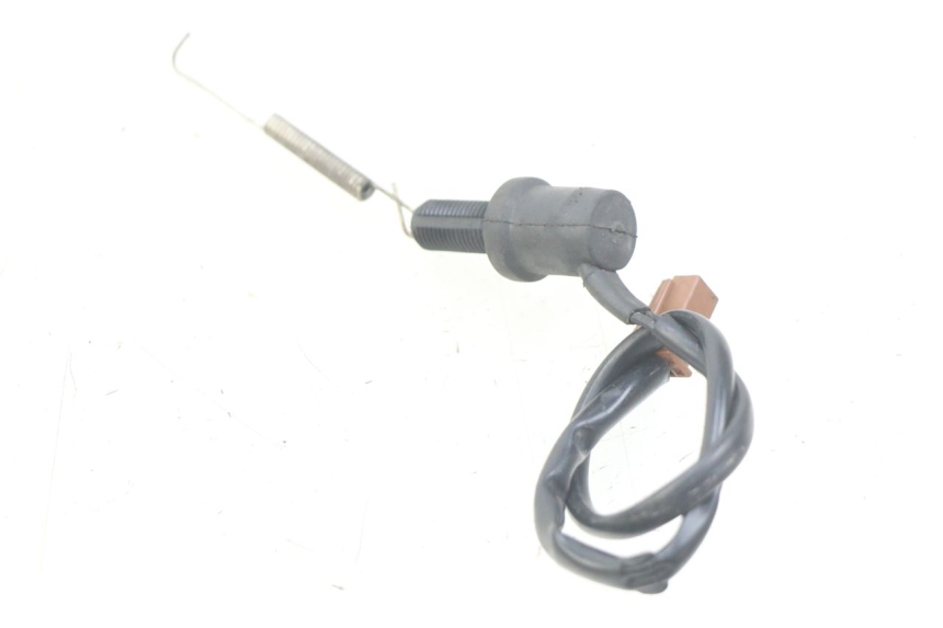 photo de INTERRUPTOR DE LUZ DE FRENO TRASERO YAMAHA FJR ABS 1300 (2006 - 2012) - Detalle de la pieza