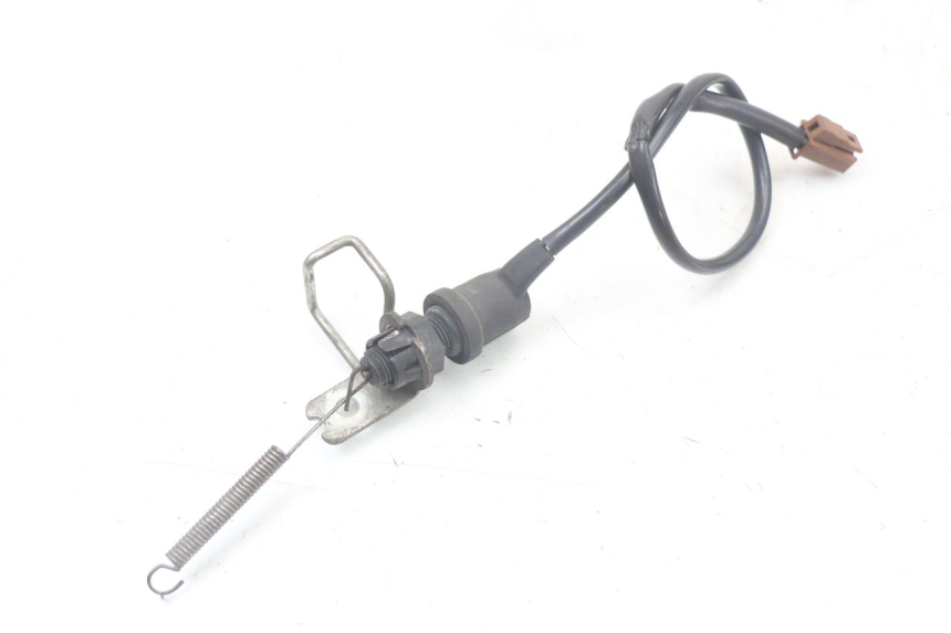 photo de LUZ FRENO INTERRUPTOR TRASERA YAMAHA FZ1 FAZER 1000 (2007 - 2009) - Detalle de la pieza