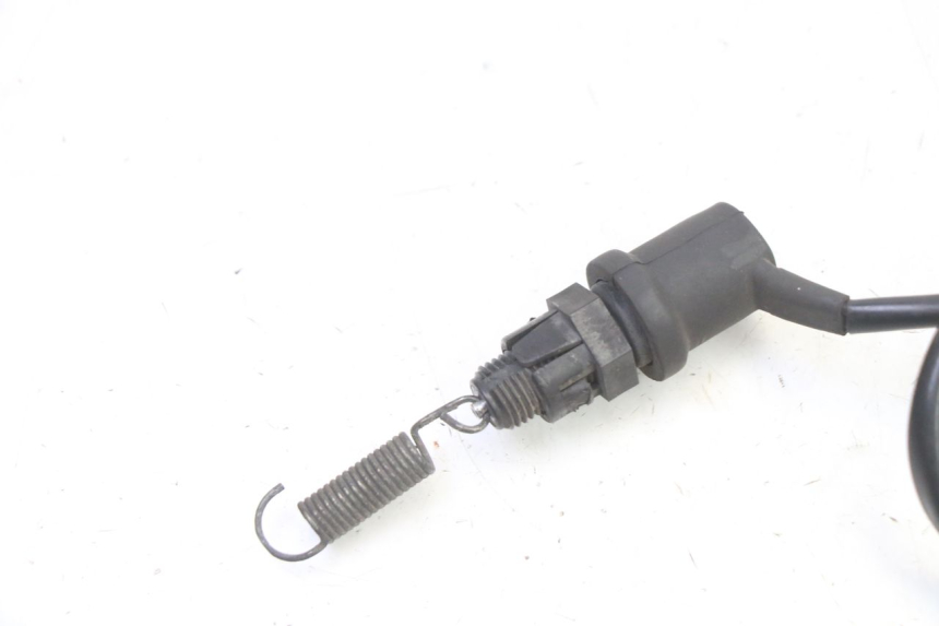 photo de LUZ FRENO INTERRUPTOR TRASERA YAMAHA FZ6 FAZER S2 600 (2007 - 2011) - Zoom estado de uso