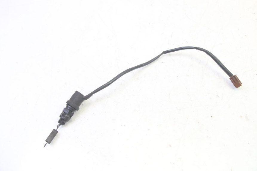 photo de LUZ FRENO INTERRUPTOR TRASERA YAMAHA FZ6 N FAZER 600 (2004 - 2006) - Vista principal