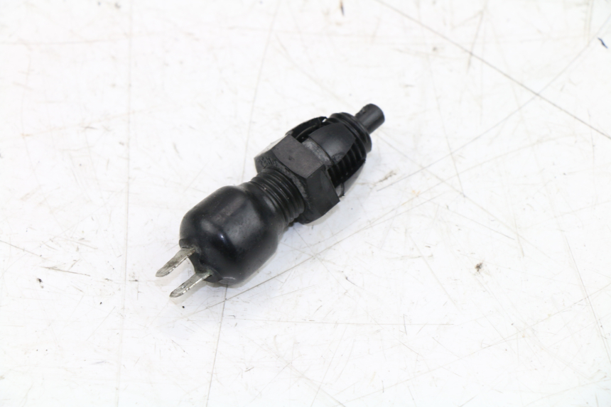 photo de LUZ FRENO INTERRUPTOR TRASERA SUZUKI GSX R 750 (1996 - 2000) - Vista principal
