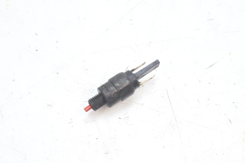 photo de LUZ FRENO INTERRUPTOR TRASERA PIAGGIO MP3 500 (2016 - 2018) - Vista principal