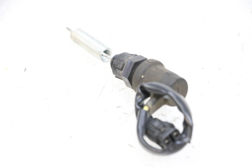 photo de LUZ FRENO INTERRUPTOR TRASERA YAMAHA MT-07 MT07 ABS 700 (2018 - 2020) - Detalle de la pieza