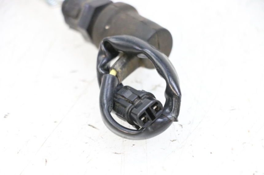 photo de LUZ FRENO INTERRUPTOR TRASERA YAMAHA MT-07 MT07 ABS 700 (2018 - 2020) - Zoom estado de uso