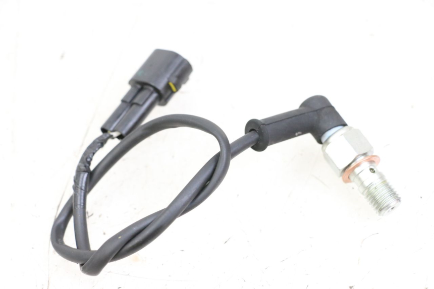 photo de LUZ FRENO INTERRUPTOR TRASERA ROYAL ENFIELD CONTINENTAL GT 650 (2019 - 2024) - Vista principal