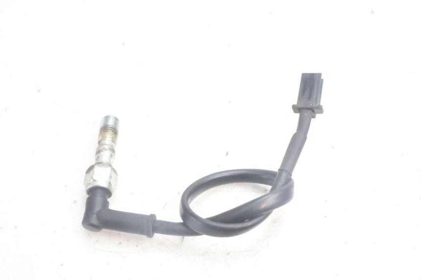 photo de CONTACTOR DE LUZ DE FRENO TRASERO MASH SEVENTY FIVE 125 (2013 - 2021) - Zoom estado de uso