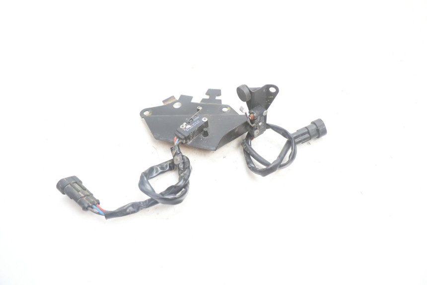 photo de LUZ FRENO INTERRUPTOR TRASERA CAN-AM SPYDER RS 1000 (2008 - 2012) - Vista principal