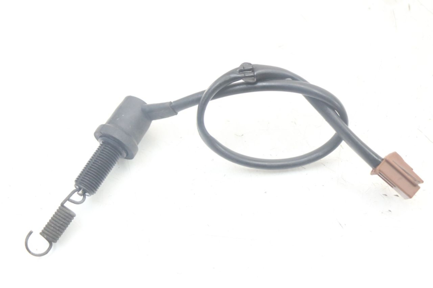 photo de CONTACTOR DE LUZ DE FRENO TRASERO YAMAHA TDM ABS 900 (2002 - 2014) - Detalle de la pieza