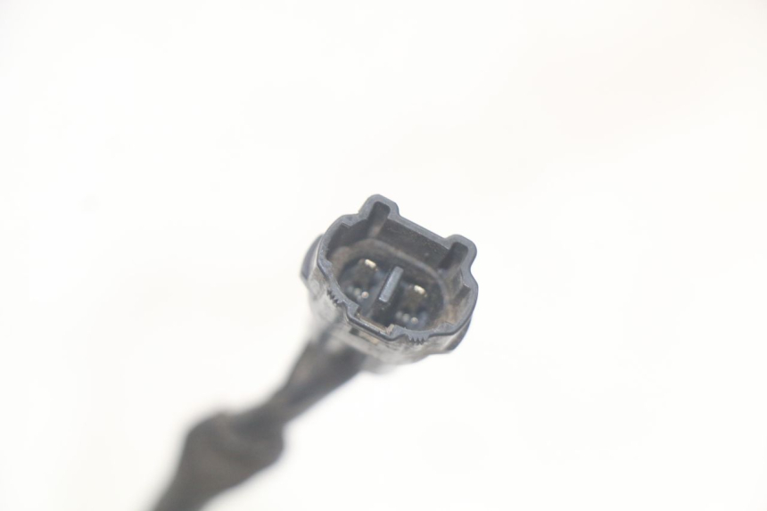 photo de CONTACTOR DE LUZ DE FRENO TRASERO KAWASAKI VERSYS ABS 650 (2015 - 2018) - Zoom estado de uso