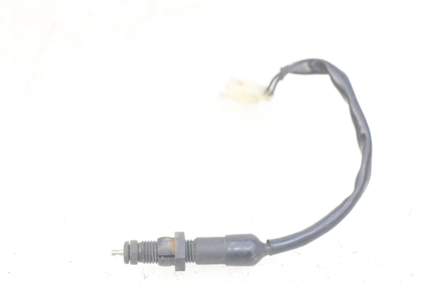 photo de INTERRUPTOR DE LUZ DE FRENO TRASERO DAELIM VL DAYSTAR 125 (2000 - 2011) - Detalle de la pieza