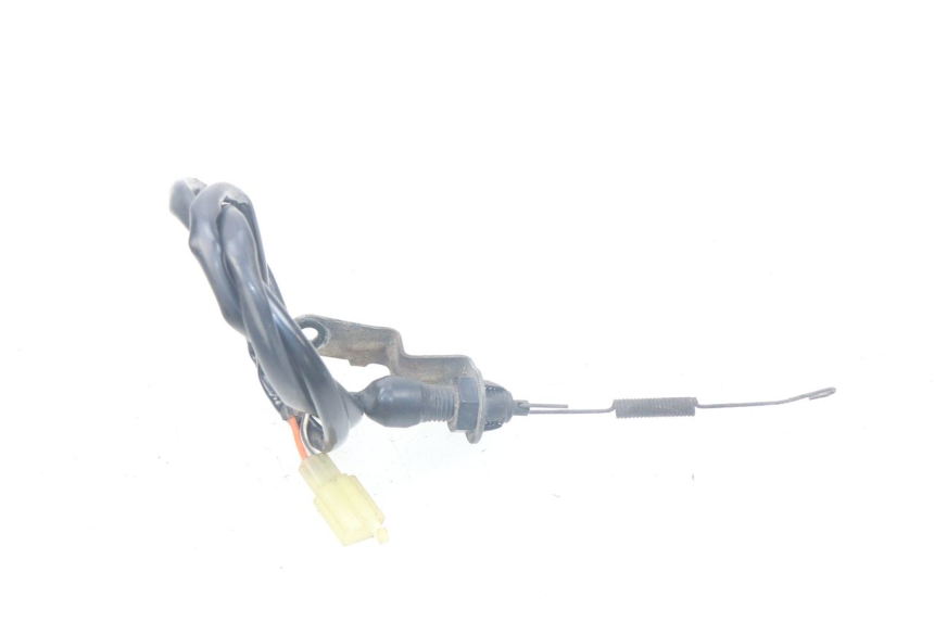 photo de INTERRUPTOR DE LUZ DE FRENO TRASERO SUZUKI XF FREEWIND 650 (1997 - 2003) - Vista principal
