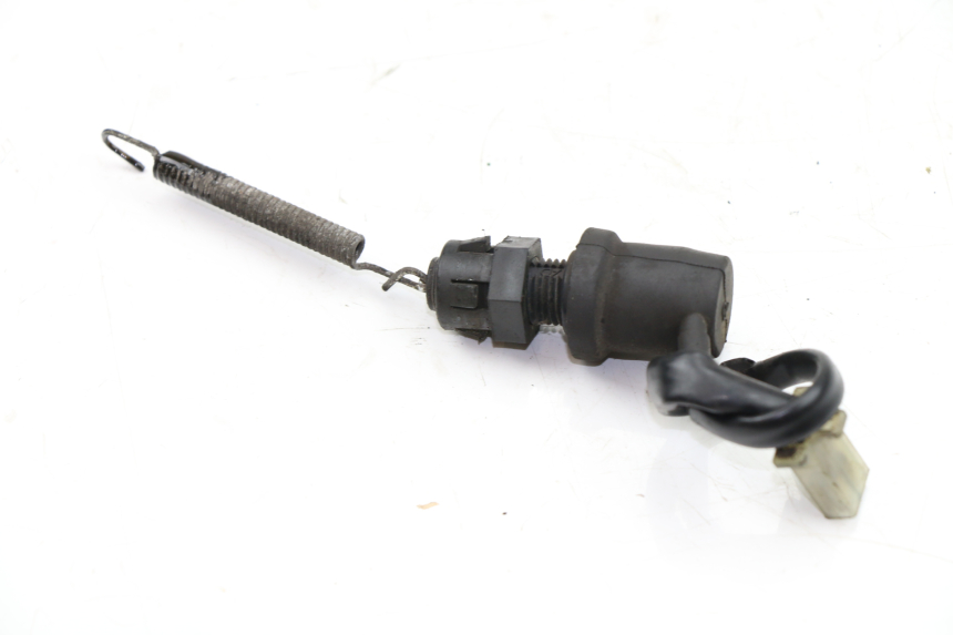 photo de LUZ FRENO INTERRUPTOR TRASERA YAMAHA XJS DIVERSION 600 (2000 - 2003) - Otra vista del artículo