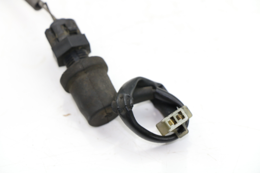 photo de LUZ FRENO INTERRUPTOR TRASERA YAMAHA XJS DIVERSION 600 (2000 - 2003) - Zoom estado de uso