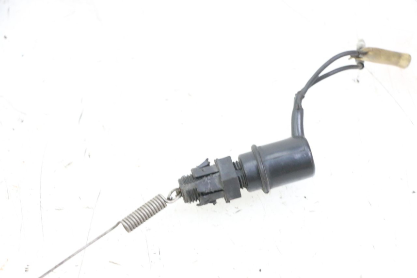 photo de CONTACTOR DE LUZ DE FRENO TRASERO YAMAHA SR 125 (1982 - 2003) - Detalle de la pieza