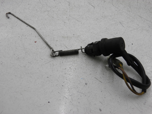 photo de LUZ FRENO INTERRUPTOR TRASERA YAMAHA YBR 125 (2007 - 2009) - Vista principal