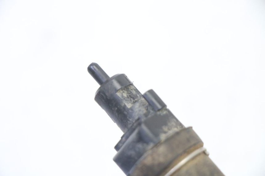 photo de LUZ FRENO INTERRUPTOR TRASERA YAMAHA YFM BRUIN 350 (2003 - 2009) - Otra perspectiva