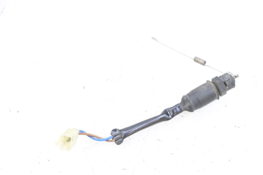 photo de LUZ FRENO INTERRUPTOR TRASERA KAWASAKI ZR 7 750 (1999 - 2004) - Detalle de la pieza