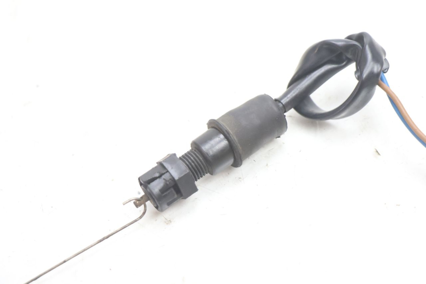 photo de LUZ FRENO INTERRUPTOR TRASERA KAWASAKI ZX-6R ZX6R 600 (2000 - 2002) - Zoom estado de uso