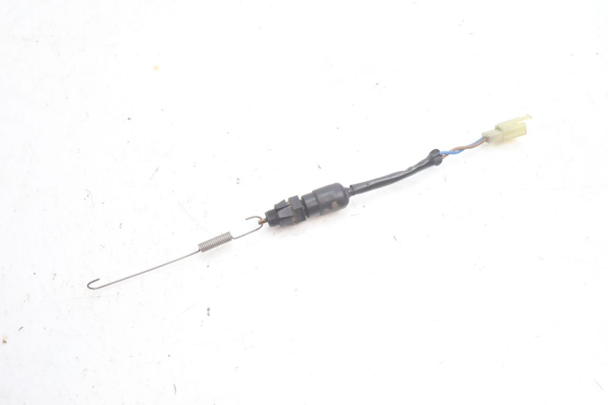 photo de INTERRUPTOR DE LUZ DE FRENO TRASERO KAWASAKI ZZR 600 (1995 - 2004) - Vista principal