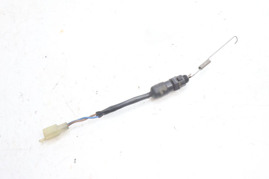 photo de INTERRUPTOR DE LUZ DE FRENO TRASERO KAWASAKI ZZR 600 (1995 - 2004) - Otra perspectiva