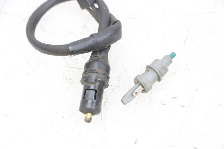 photo de INTERRUPTOR DE LUZ DE FRENO YAMAHA BW'S EASY 50 (2013 - 2016) - Detalle de la pieza