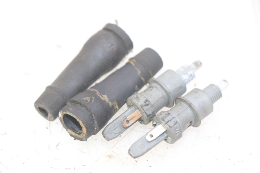 photo de INTERRUPTOR DE LUZ DE FRENO PEUGEOT CITYSTAR 2T 50 (2018 - 2021) - Vista principal