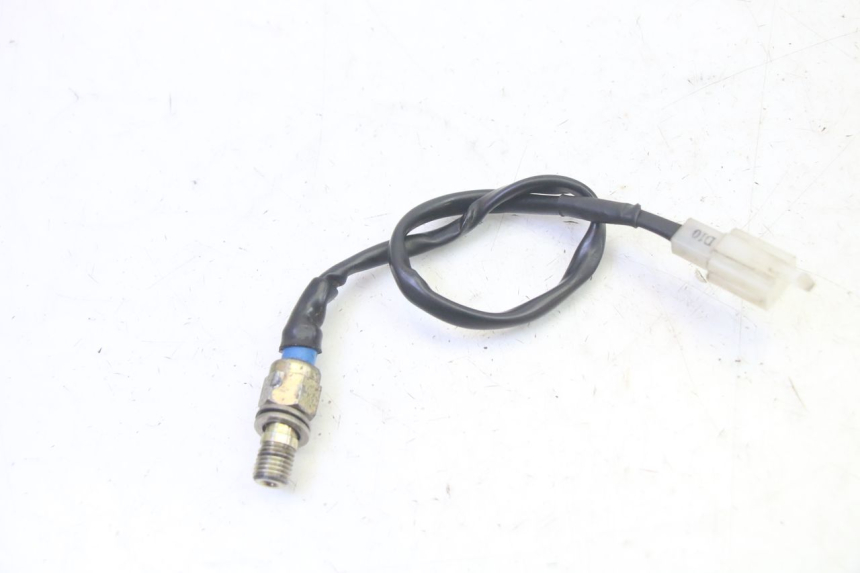 photo de LUZ FRENO INTERRUPTOR DERECHA ADIVA AD3 300 (2014 - 2020) - Detalle de la pieza