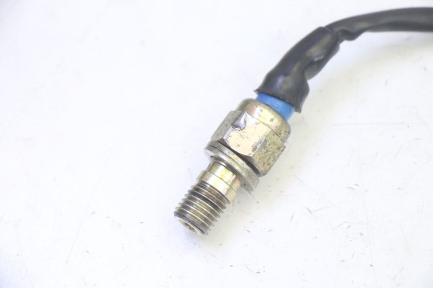 photo de LUZ FRENO INTERRUPTOR DERECHA ADIVA AD3 300 (2014 - 2020) - Zoom estado de uso