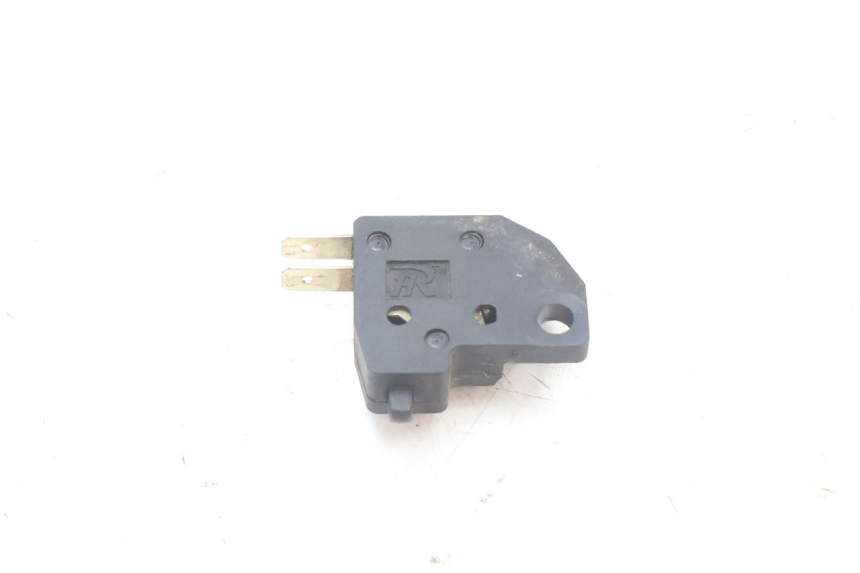 photo de LUZ FRENO INTERRUPTOR DERECHA KYMCO AGILITY 16+ 4T 50 (2018 - 2023) - Zoom estado de uso