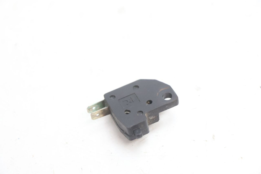 photo de LUZ FRENO INTERRUPTOR DERECHA KYMCO AGILITY 4T 10" 50 (2005 - 2018) - Detalle de la pieza