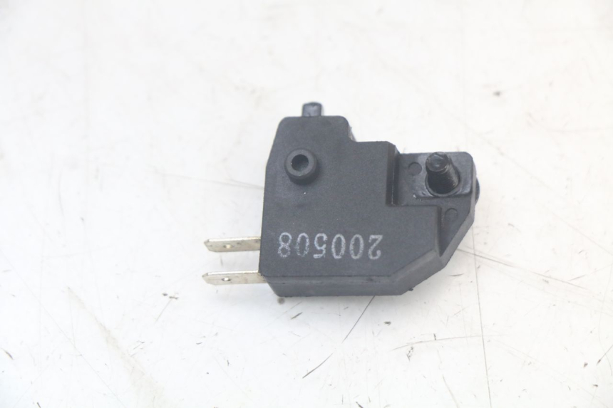 photo de CONTACTOR DE LUZ DE FRENO DERECHO KYMCO AGILITY 4T 50 (2018 - 2022) - Zoom estado de uso