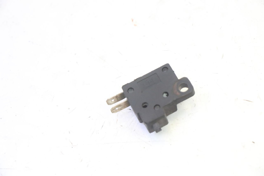 photo de CONTACTOR DE LUZ DE FRENO DERECHO KYMCO AGILITY 4T 50 (2005 - 2018) - Detalle de la pieza