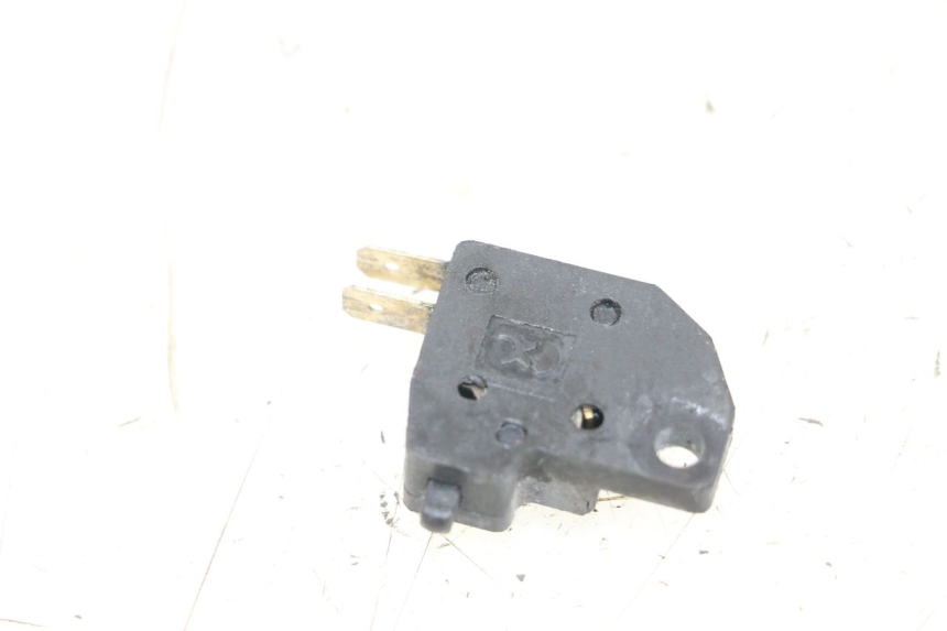 photo de LUZ FRENO INTERRUPTOR DERECHA KYMCO AGILITY FR 2T 50 (2012 - 2017) - Zoom estado de uso