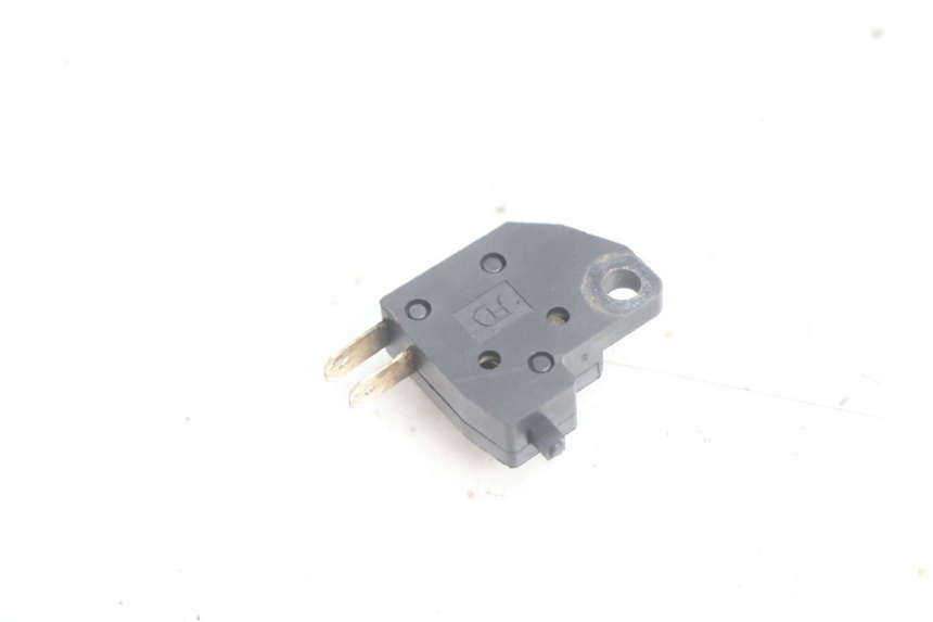 photo de LUZ FRENO INTERRUPTOR DERECHA KYMCO AGILITY FR 2T 50 (2012 - 2017) - Zoom estado de uso