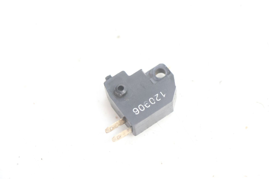 photo de LUZ FRENO INTERRUPTOR DERECHA KYMCO AGILITY FR 2T 50 (2012 - 2017) - Otra perspectiva